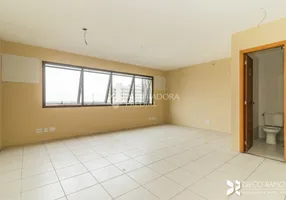 Foto 1 de Sala Comercial para alugar, 30m² em Praia de Belas, Porto Alegre