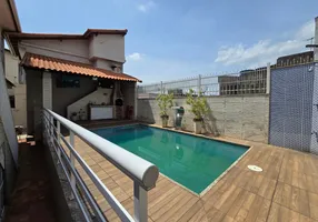 Foto 1 de Casa com 4 Quartos à venda, 200m² em Mangueira, São Gonçalo