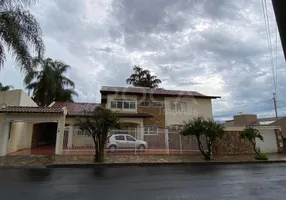 Foto 1 de Sobrado com 4 Quartos à venda, 560m² em Jardim Cardinalli, São Carlos