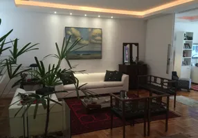 Foto 1 de Apartamento com 3 Quartos para alugar, 130m² em Icaraí, Niterói