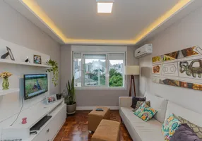 Foto 1 de Apartamento com 3 Quartos à venda, 74m² em Petrópolis, Porto Alegre