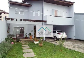 Foto 1 de Casa de Condomínio com 4 Quartos à venda, 311m² em Santa Quitéria, Curitiba