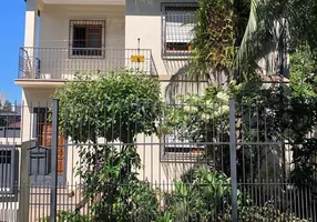 Foto 1 de Casa com 4 Quartos à venda, 224m² em Nonoai, Porto Alegre