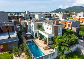 Foto 1 de Casa com 5 Quartos à venda, 360m² em Lagoa da Conceição, Florianópolis