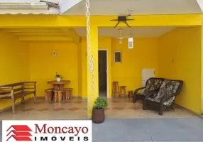 Foto 1 de Casa de Condomínio com 2 Quartos à venda, 70m² em Loteamento Jardim Aruan, Caraguatatuba