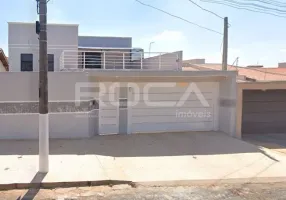 Foto 1 de Casa com 3 Quartos à venda, 230m² em Parque Santa Marta, São Carlos