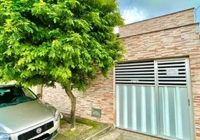 Foto 1 de Casa com 3 Quartos à venda, 130m² em Santa Tereza, Parnamirim