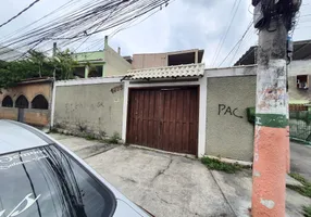 Foto 1 de Casa com 2 Quartos à venda, 120m² em Centro, Nilópolis