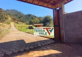 Foto 1 de Fazenda/Sítio com 3 Quartos à venda, 280m² em Residencial Village Serrano, São Bento do Sapucaí