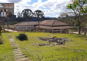 Foto 1 de Fazenda/Sítio com 6 Quartos à venda, 300m² em Centro, Pedra Bela