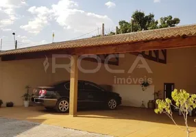 Foto 1 de Casa com 3 Quartos à venda, 211m² em Parque Santa Marta, São Carlos