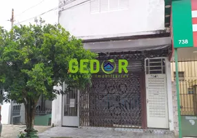 Foto 1 de Casa com 3 Quartos à venda, 285m² em Jardim Das Imbuias, São Paulo