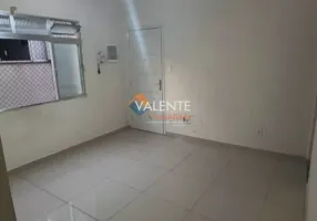 Foto 1 de Apartamento com 2 Quartos à venda, 54m² em Itararé, São Vicente