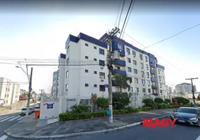 Foto 1 de Apartamento com 2 Quartos para alugar, 69m² em Abraão, Florianópolis