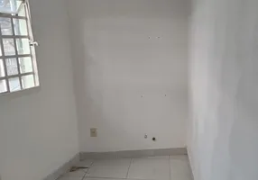 Foto 1 de Casa com 3 Quartos para alugar, 60m² em Vila Galvão, Guarulhos