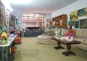 Foto 1 de Casa com 3 Quartos para venda ou aluguel, 340m² em Vila Cordeiro, São Paulo