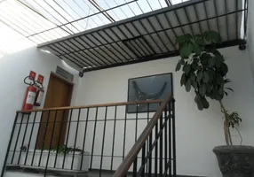 Foto 1 de Prédio Comercial para venda ou aluguel, 300m² em Presidente Altino, Osasco