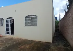 Foto 1 de Casa com 2 Quartos à venda, 85m² em Taguatinga Norte, Brasília