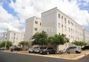 Foto 1 de Apartamento com 2 Quartos à venda, 45m² em Parque Laranjeiras, Araraquara