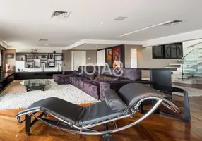 Foto 1 de Cobertura com 3 Quartos à venda, 483m² em Batel, Curitiba