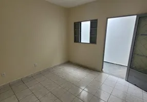 Foto 1 de Casa com 1 Quarto para alugar, 35m² em Sacomã, São Paulo