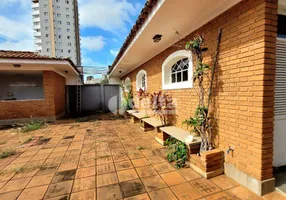Foto 1 de Imóvel Comercial com 4 Quartos para alugar, 380m² em Martins, Uberlândia
