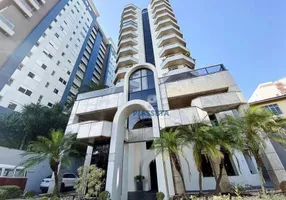 Foto 1 de Flat com 1 Quarto para venda ou aluguel, 56m² em Centro, Florianópolis