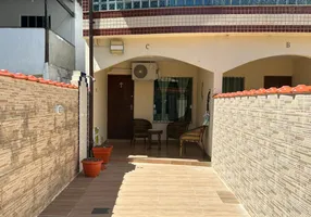 Foto 1 de Sobrado com 2 Quartos à venda, 80m² em Rasa, Armação dos Búzios