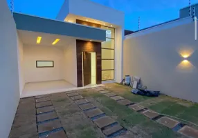 Foto 1 de Casa com 2 Quartos à venda, 101m² em Praia de Armacao, Penha