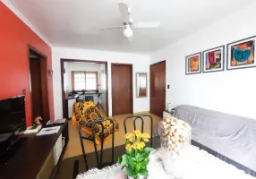 Foto 1 de Apartamento com 2 Quartos à venda, 74m² em Ipanema, Porto Alegre