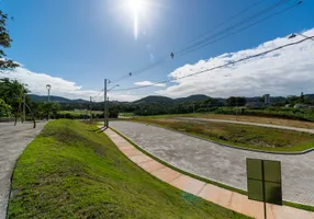 Foto 1 de Lote/Terreno à venda, 200m² em Forquilhas, São José