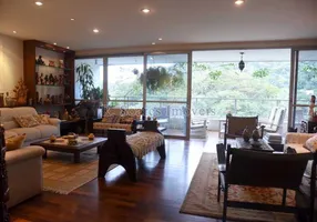Foto 1 de Apartamento com 3 Quartos à venda, 229m² em Gávea, Rio de Janeiro