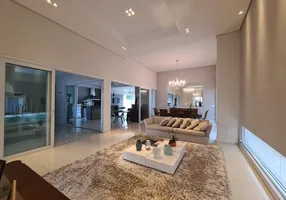 Foto 1 de Casa de Condomínio com 3 Quartos à venda, 400m² em Samambaia Parque Residencial, Bauru