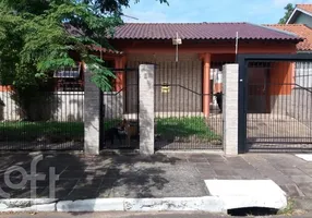 Foto 1 de Casa com 3 Quartos à venda, 178m² em Santa Fé, Porto Alegre