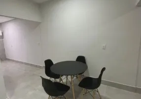 Foto 1 de Casa com 2 Quartos à venda, 130m² em Jardim Chapadão, Campinas