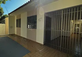 Foto 1 de Casa com 2 Quartos à venda, 93m² em Cidade Jardim, Maringá