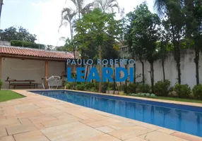 Foto 1 de Casa com 4 Quartos para venda ou aluguel, 710m² em Cidade Jardim, São Paulo