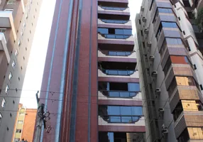 Foto 1 de Cobertura com 4 Quartos à venda, 435m² em Setor Bueno, Goiânia