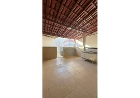 Foto 1 de Casa com 4 Quartos para alugar, 120m² em Vila Caraipe, Teixeira de Freitas