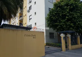 Foto 1 de Apartamento com 3 Quartos à venda, 65m² em Centro, Pelotas