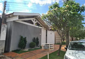 Foto 1 de Casa com 2 Quartos à venda, 70m² em Caranda Bosque, Campo Grande