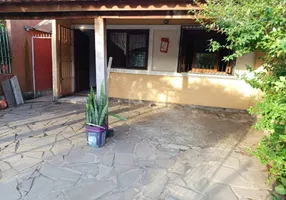 Foto 1 de Casa com 3 Quartos à venda, 101m² em Hípica, Porto Alegre