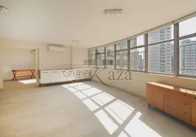 Foto 1 de Apartamento com 3 Quartos à venda, 178m² em Jardim Paulistano, São Paulo
