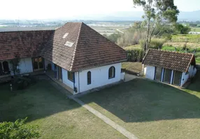 Foto 1 de Fazenda/Sítio com 4 Quartos à venda, 1800m² em Quiririm, Taubaté