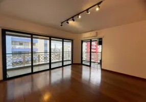 Foto 1 de Apartamento com 4 Quartos para alugar, 150m² em Tatuapé, São Paulo