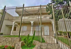 Foto 1 de Sobrado com 5 Quartos para venda ou aluguel, 445m² em Canaã, Londrina