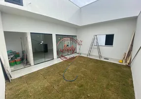 Foto 1 de Casa com 3 Quartos à venda, 200m² em Jardim Europa, Uberlândia