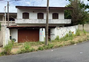 Foto 1 de Casa com 3 Quartos para venda ou aluguel, 220m² em Vila Santa Maria, Americana