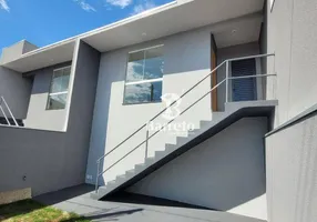 Foto 1 de Casa com 2 Quartos à venda, 67m² em Novo Bandeirantes, Cambé