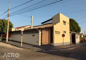 Foto 1 de Casa com 2 Quartos à venda, 134m² em Vila Nove de Julho, Bauru